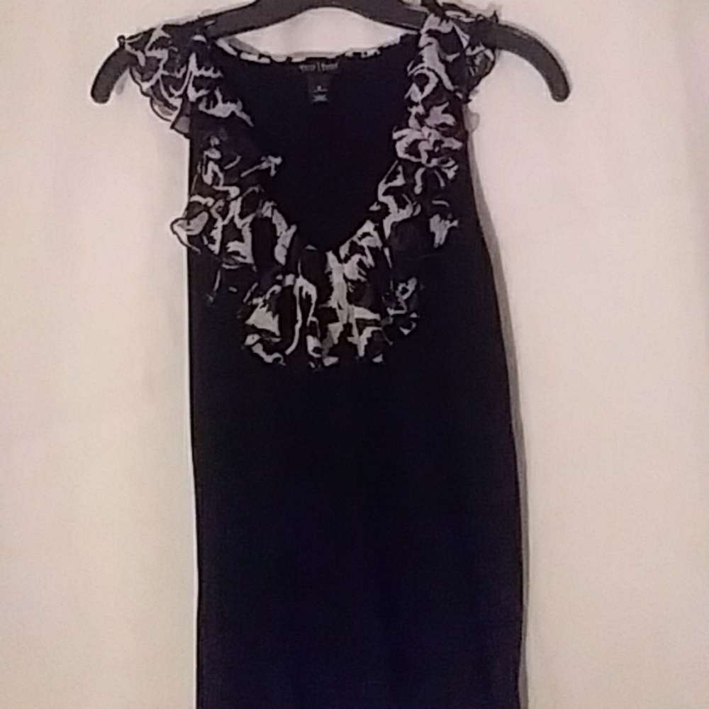 Whitehouse/ Blackmarket Tank top